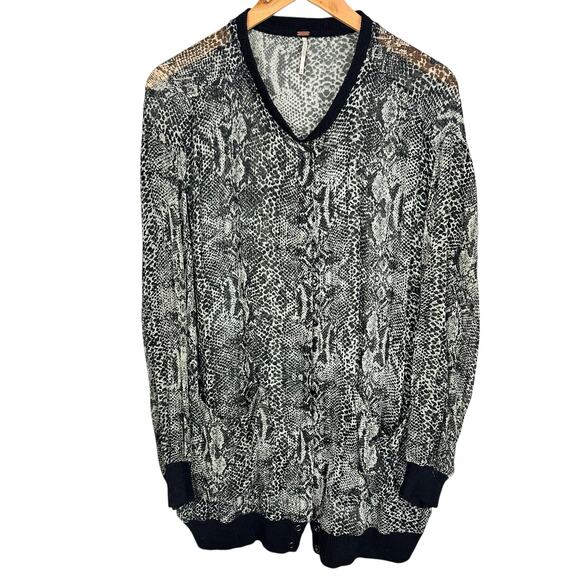 Free People Lori Bomber Jacket Oversized Sz M Black Sheer Snake-print Snap Front - Picture 4 of 14